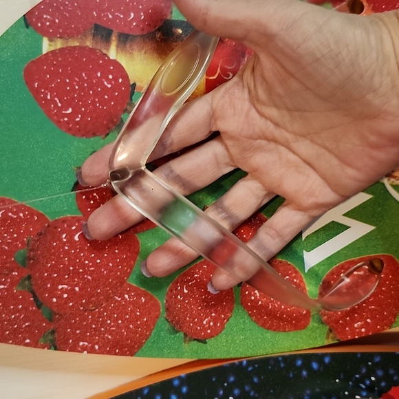 Giant Flip Flops - Picture 5 of 7